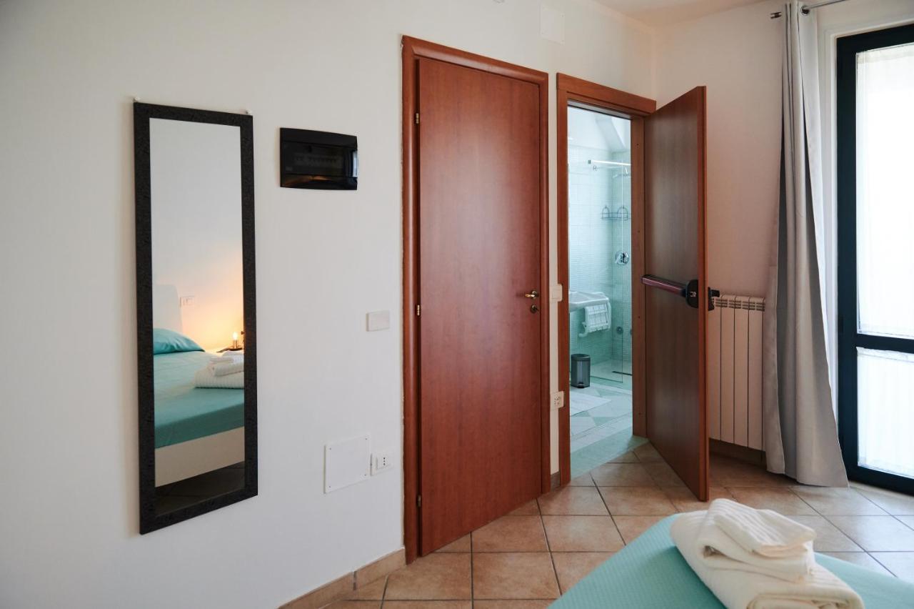 La Lanterna Del Borgo Bed & Breakfast Borgo san Donato  Exterior photo